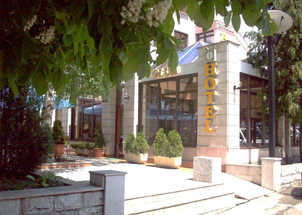 Hotel Dinara Ливно Стая снимка